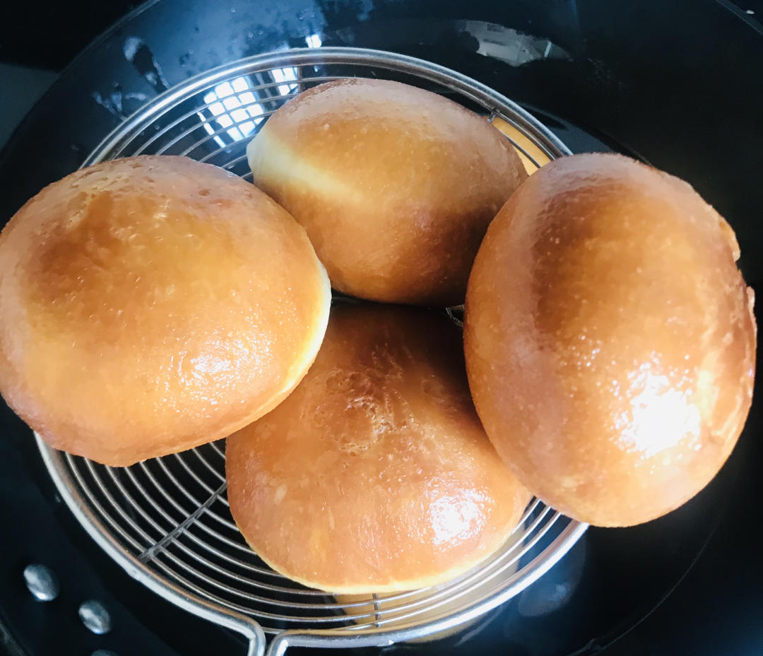 超级好吃的油炸甜甜圈