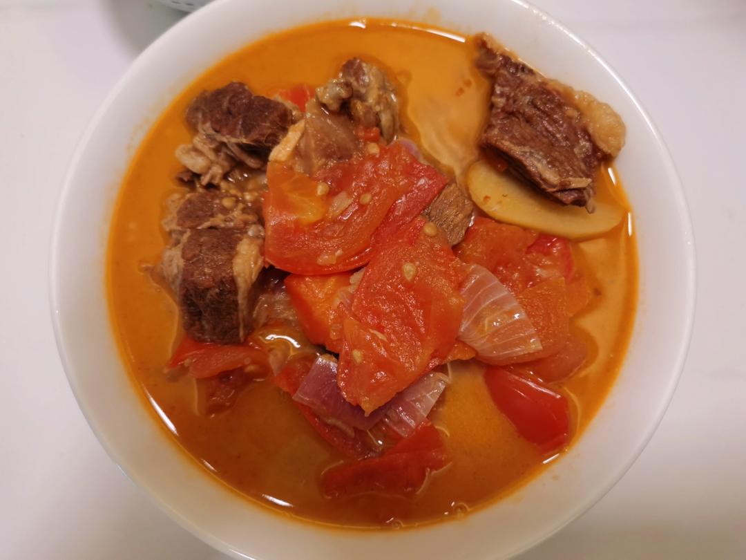 番茄土豆炖牛腩