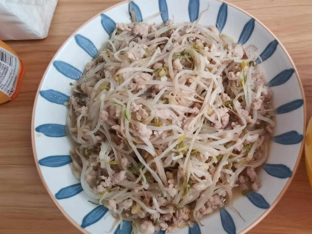 豆芽炒肉