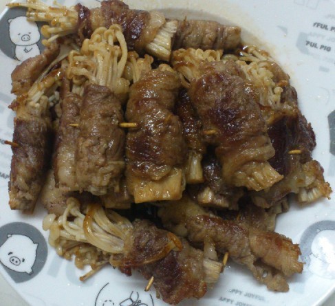 肥牛金针菇卷