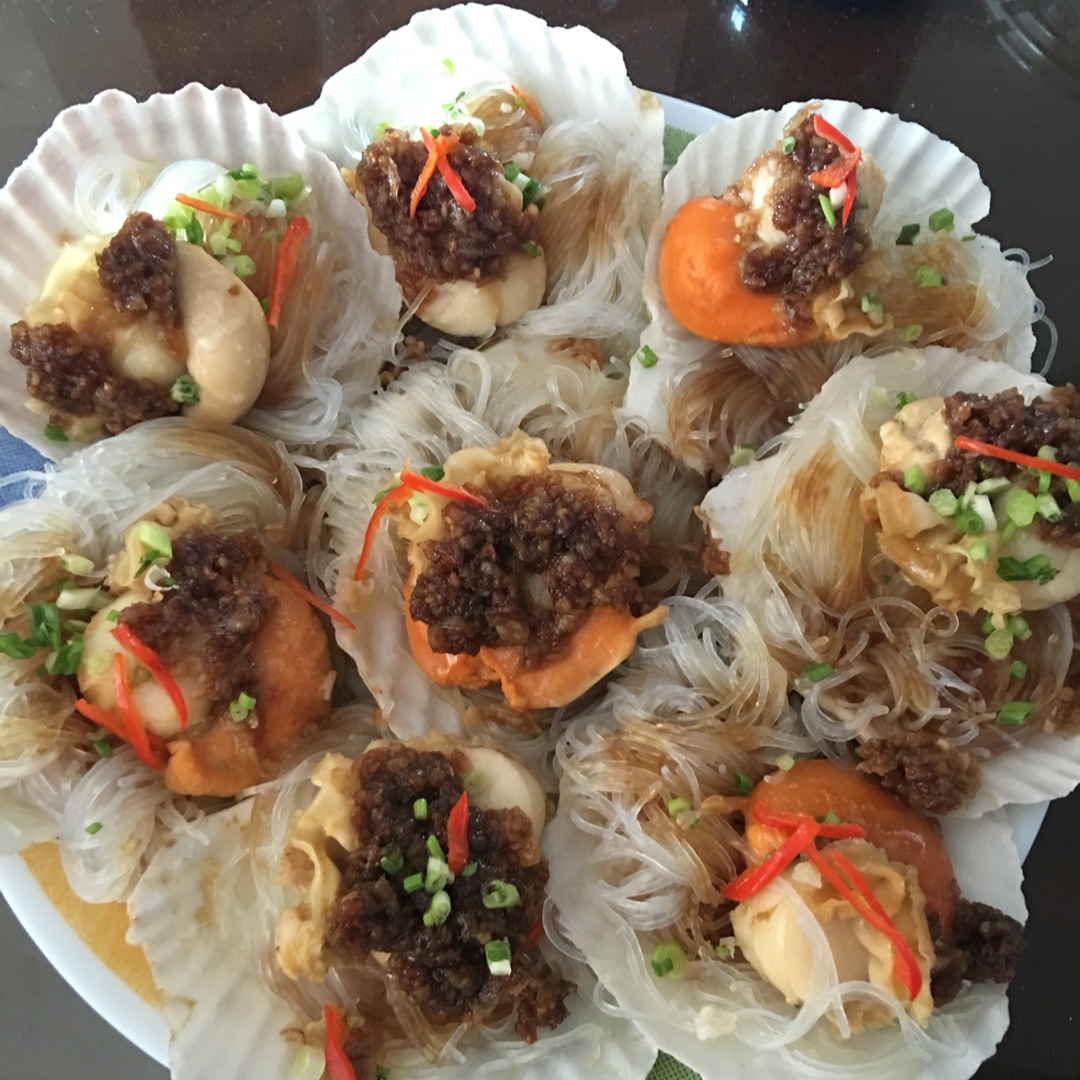 蒜蓉粉丝蒸扇贝