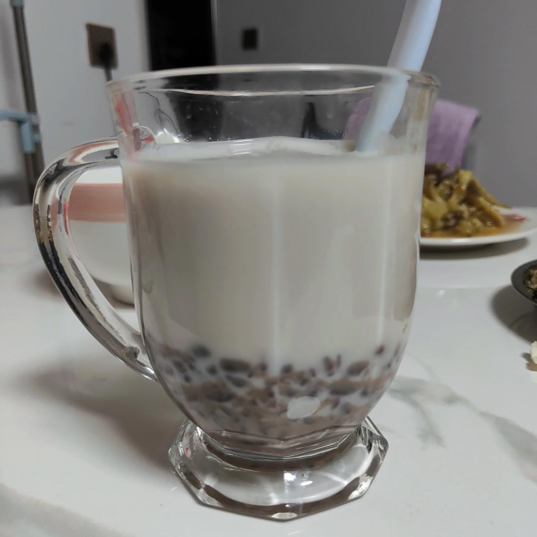 蜜红豆牛奶粥