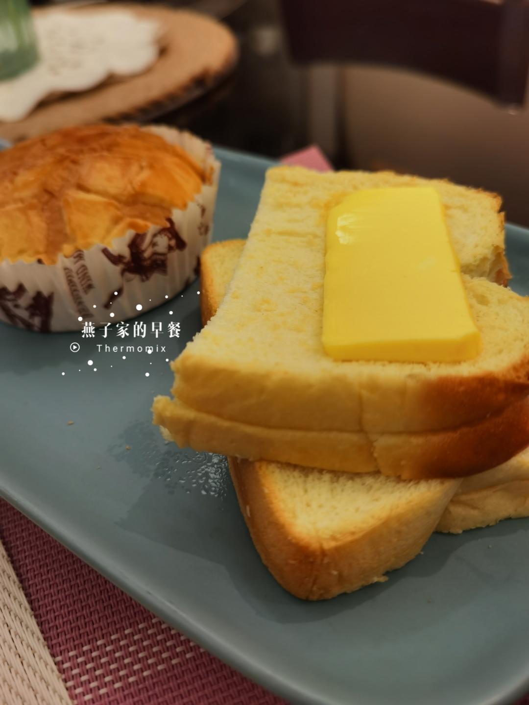 纯奶手撕吐司的做法 步骤1