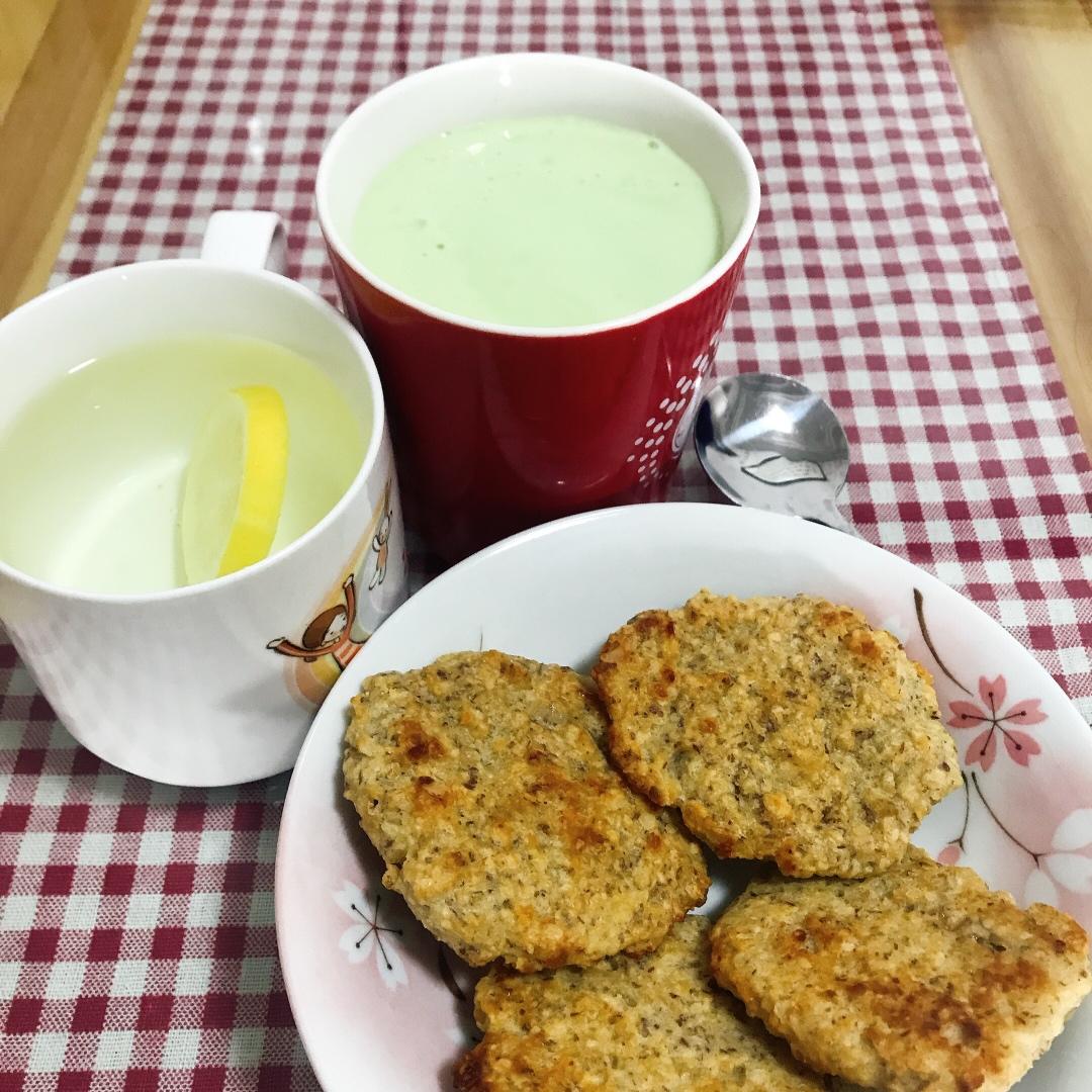 牛油果香蕉奶昔