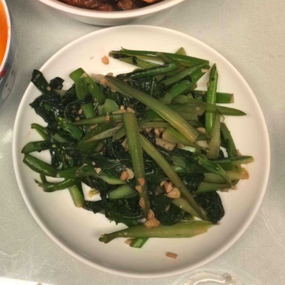 五星级酒店的蒜蓉青菜原来是这么制作的：蒜蓉芥蓝