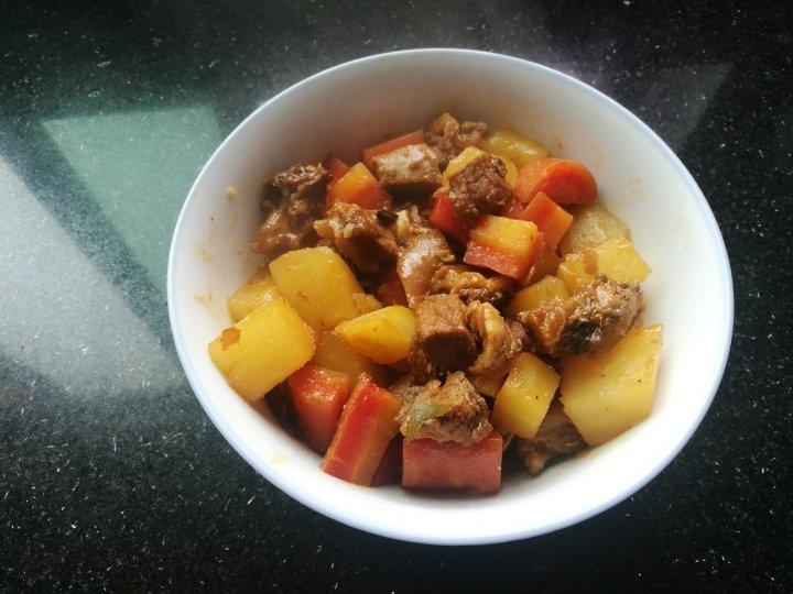 红烧牛肉土豆 （独家秘制）
