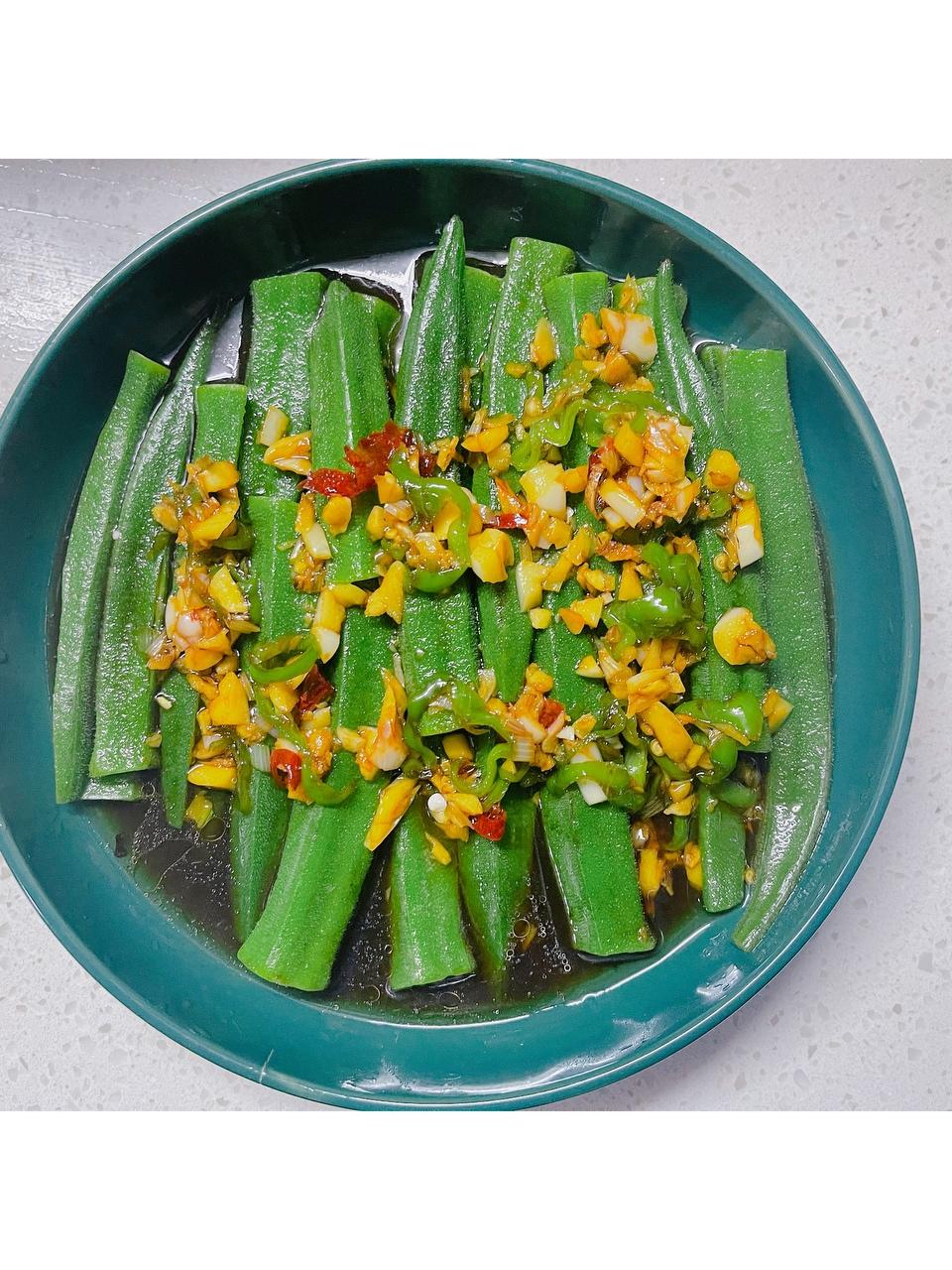 超好做的白灼秋葵的做法
