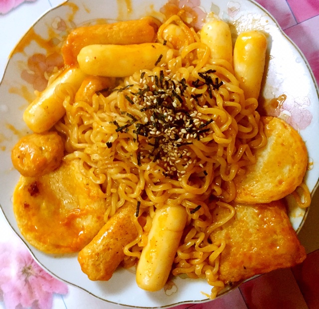 正宗韩国泡菜年糕方便面