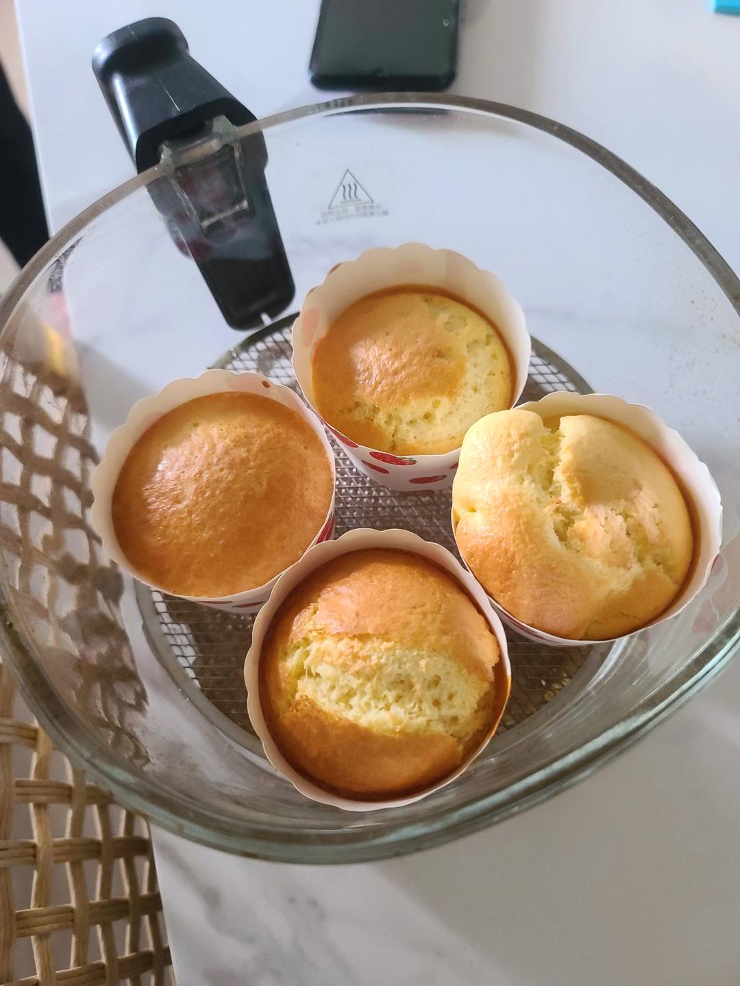 不回缩杯子蛋糕cupcake