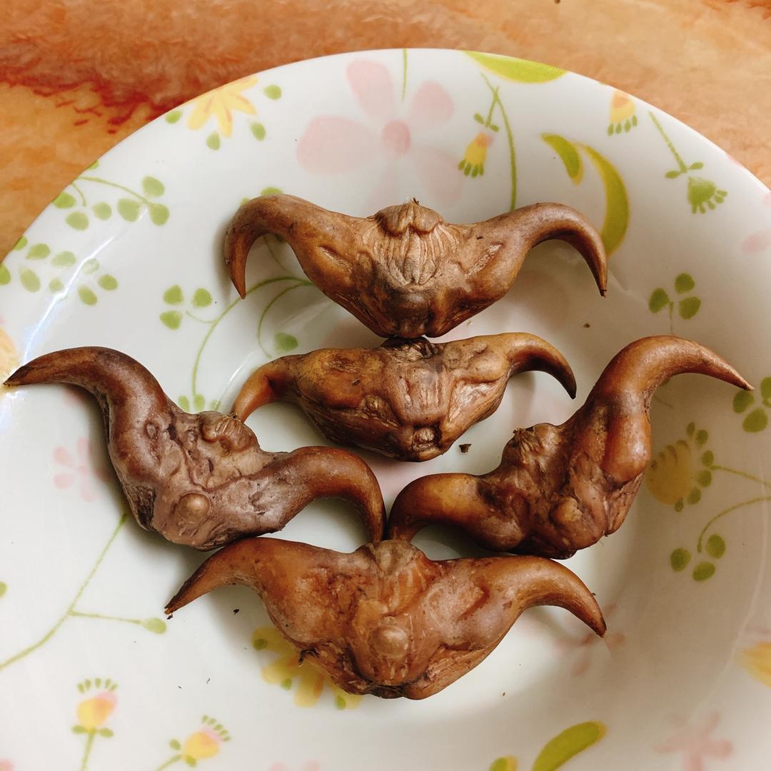 盐水菱角