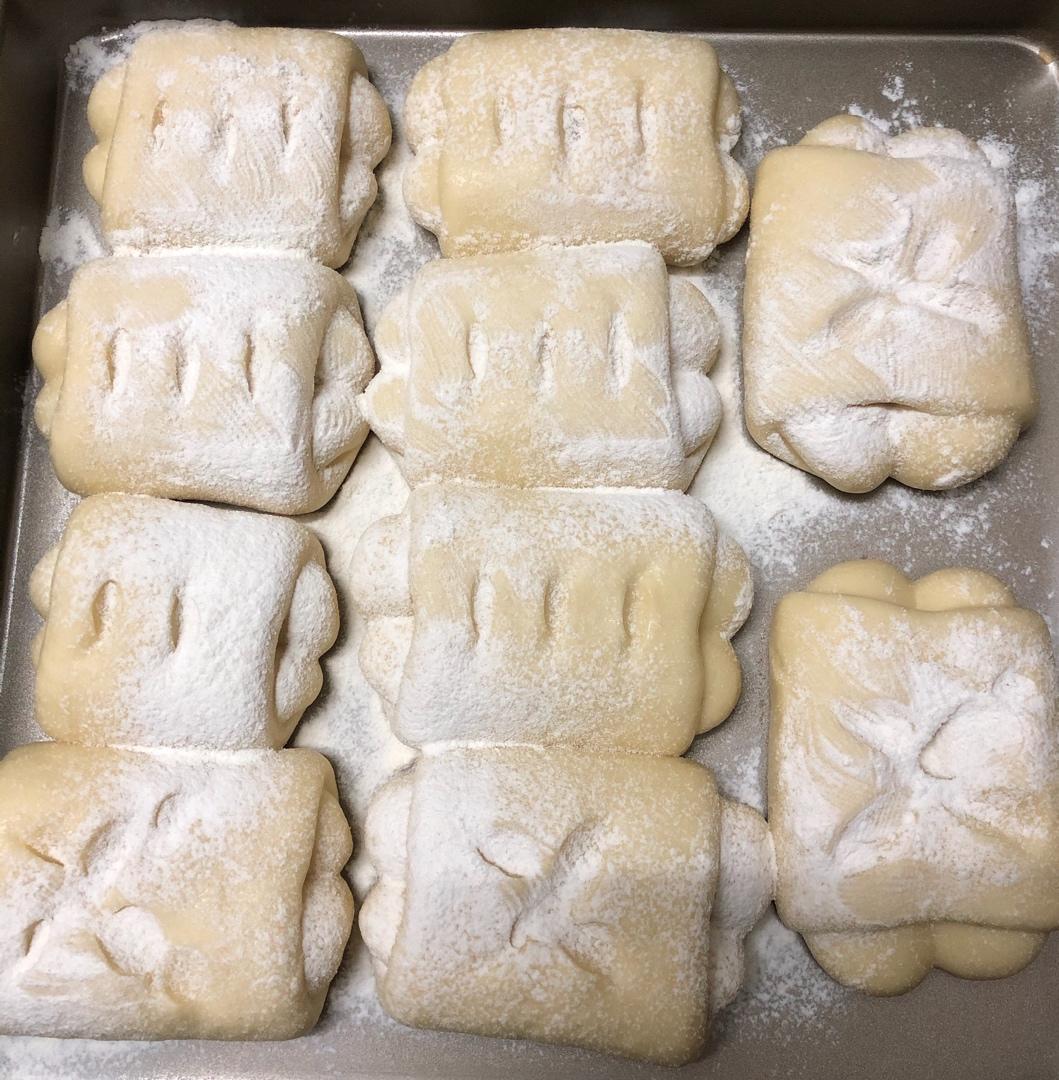 软到不知所措的牛奶卷