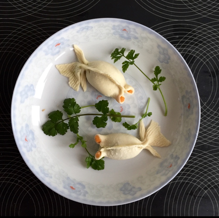赞                  金鱼饺              饺子皮,猪肉末{4肥6瘦},胡