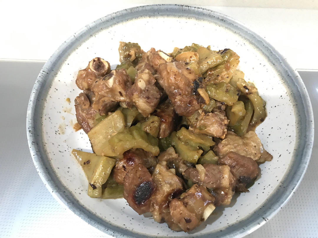 最好吃的苦瓜焖排骨