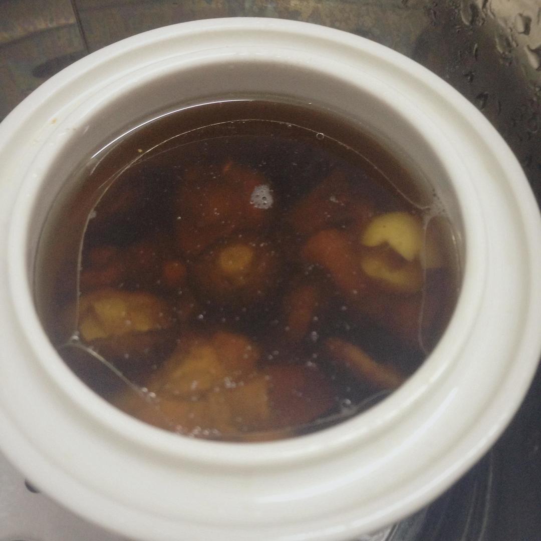 香菇排骨汤的做法