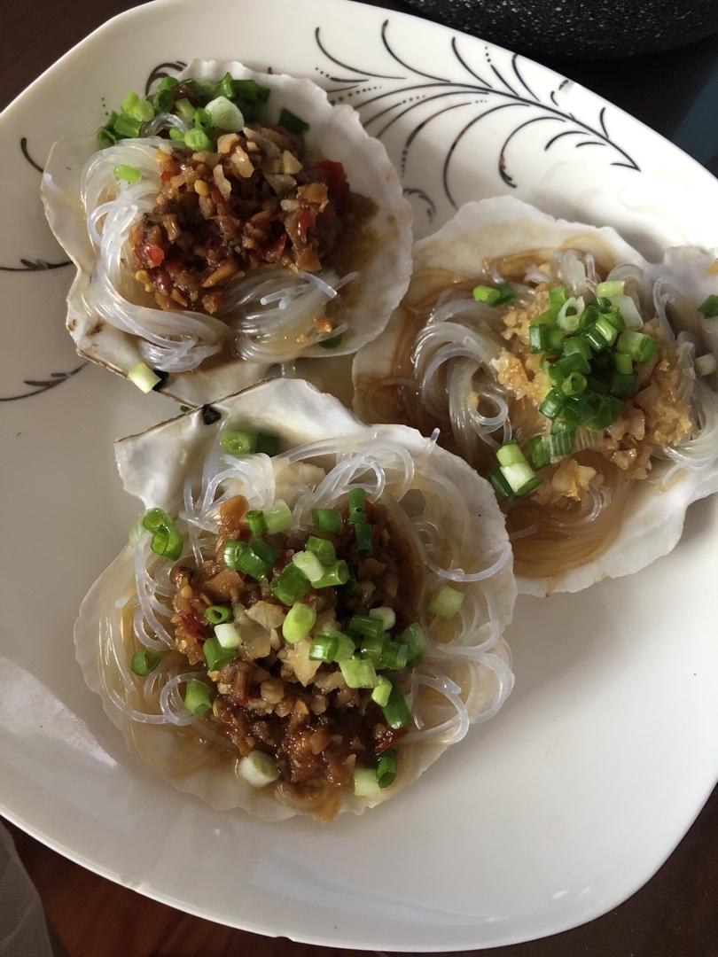 蒜蓉粉丝蒸扇贝