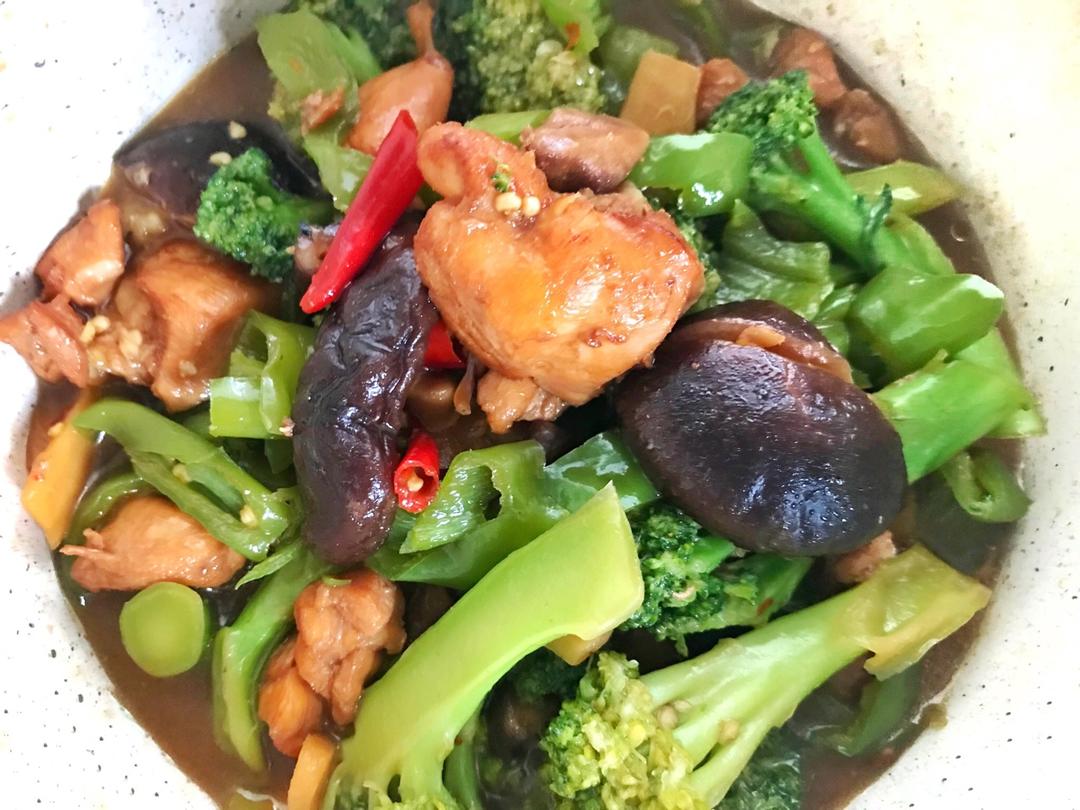 兰若七七做的黄焖鸡(蔬菜版)