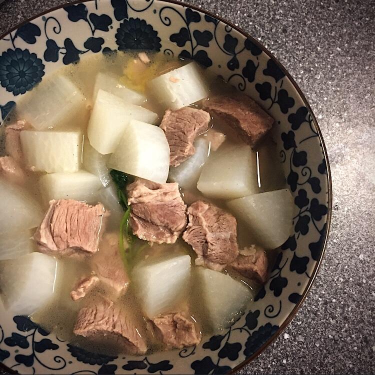 羊肉炖白萝卜