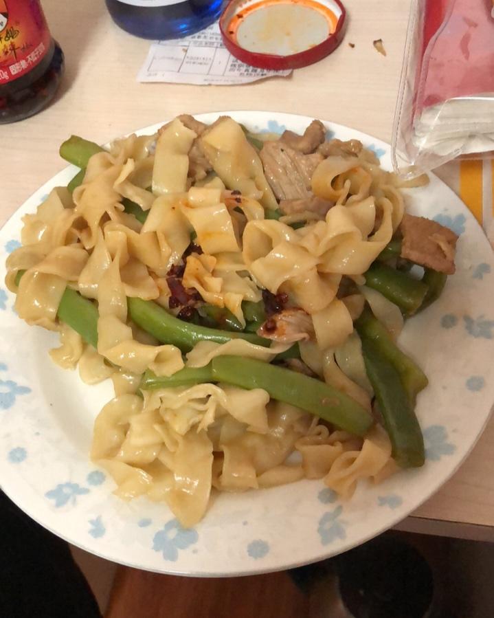 排骨豆角焖面