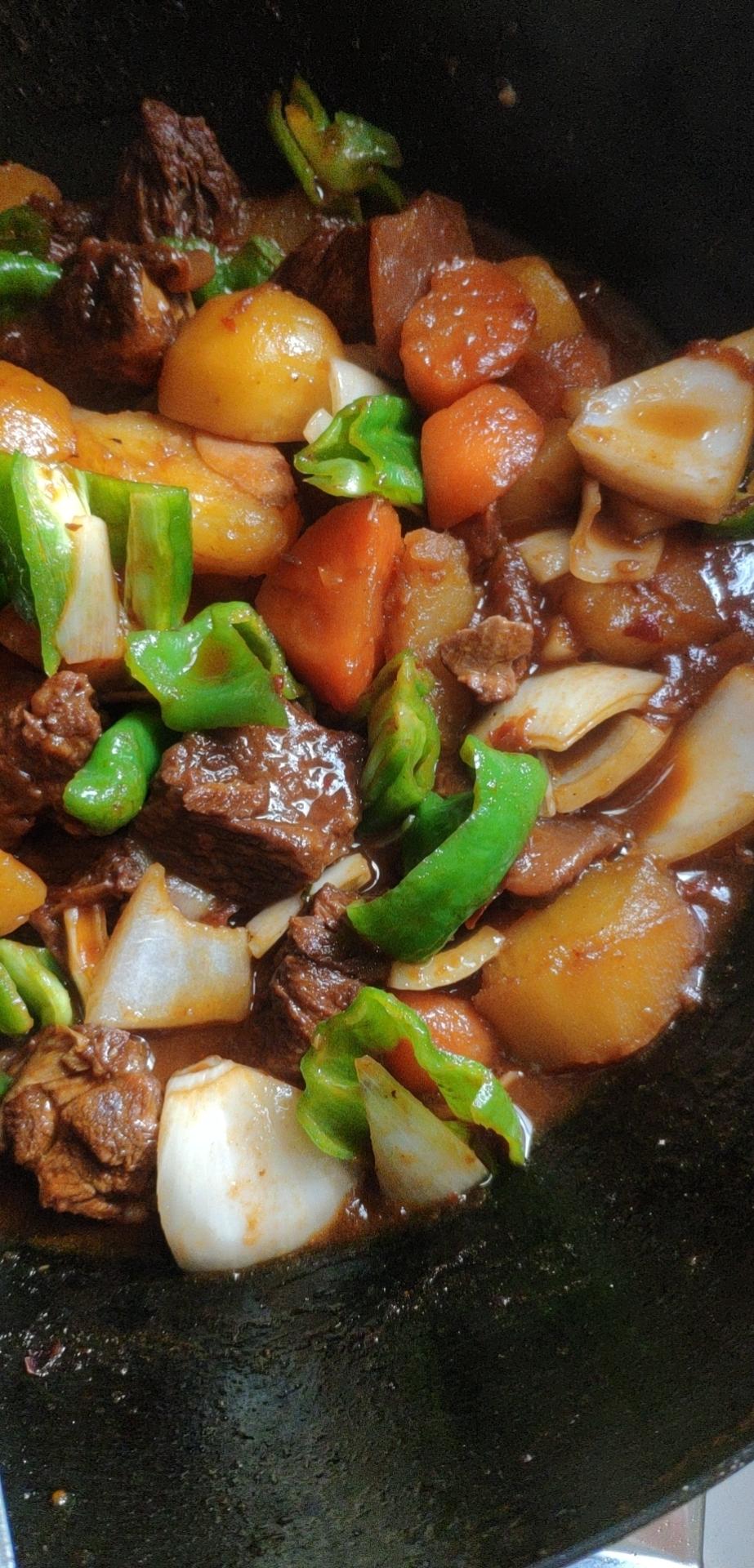 番茄土豆炖牛腩