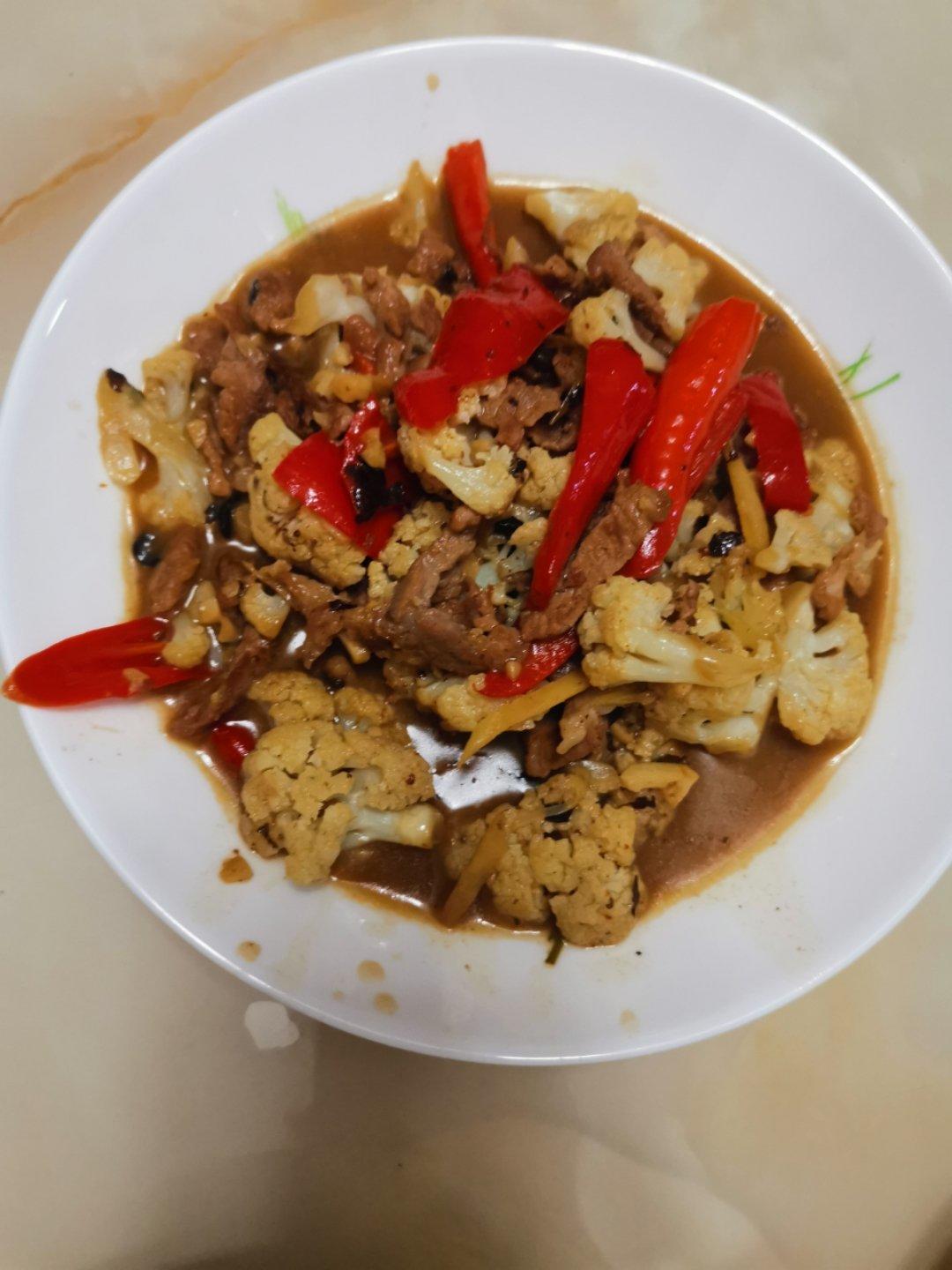 〈花菜辣椒炒肉〉，超鲜美味，欣小厨 😉