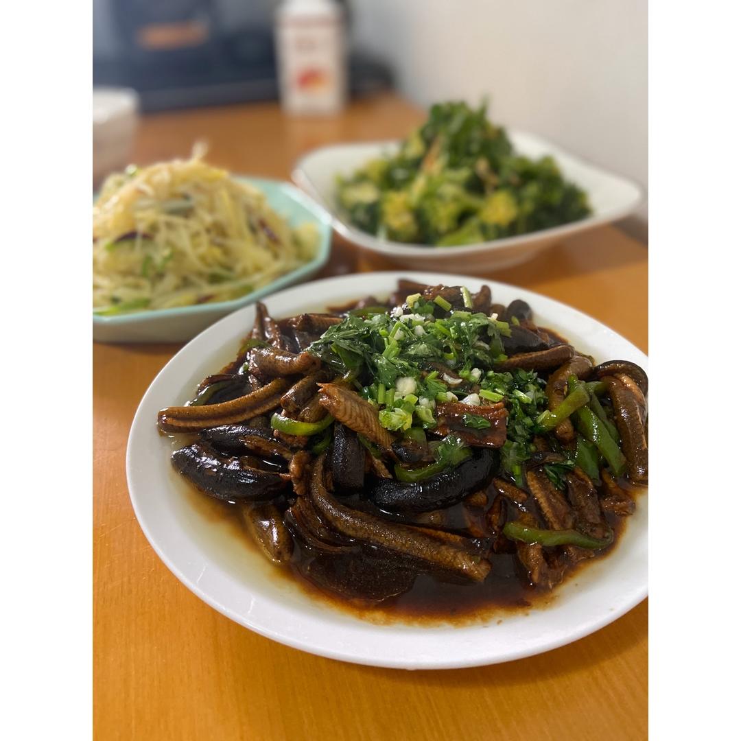 响油鳝丝