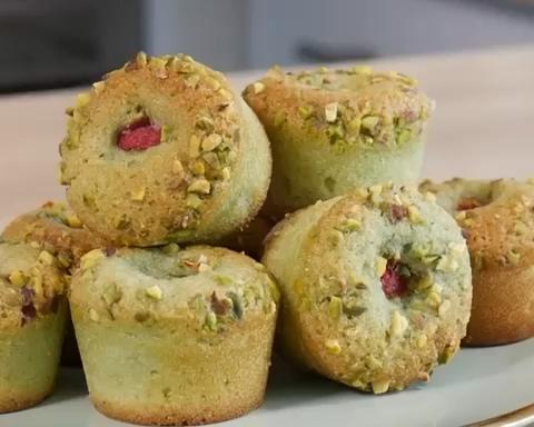 翻译食谱| 新手友好开心果覆盆子费南雪的做法