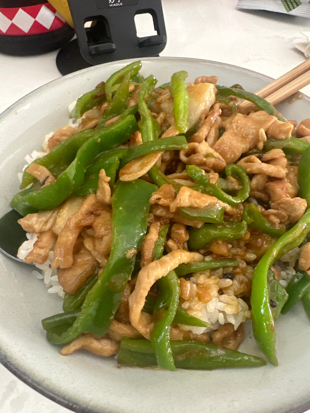 ‼️好吃到舔盘的青椒肉丝盖浇饭