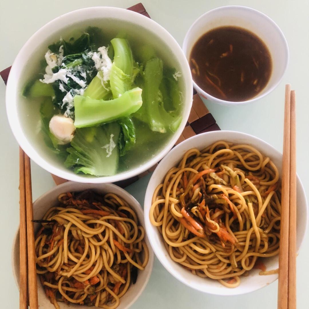 10分钟搞定的一碗葱油拌面