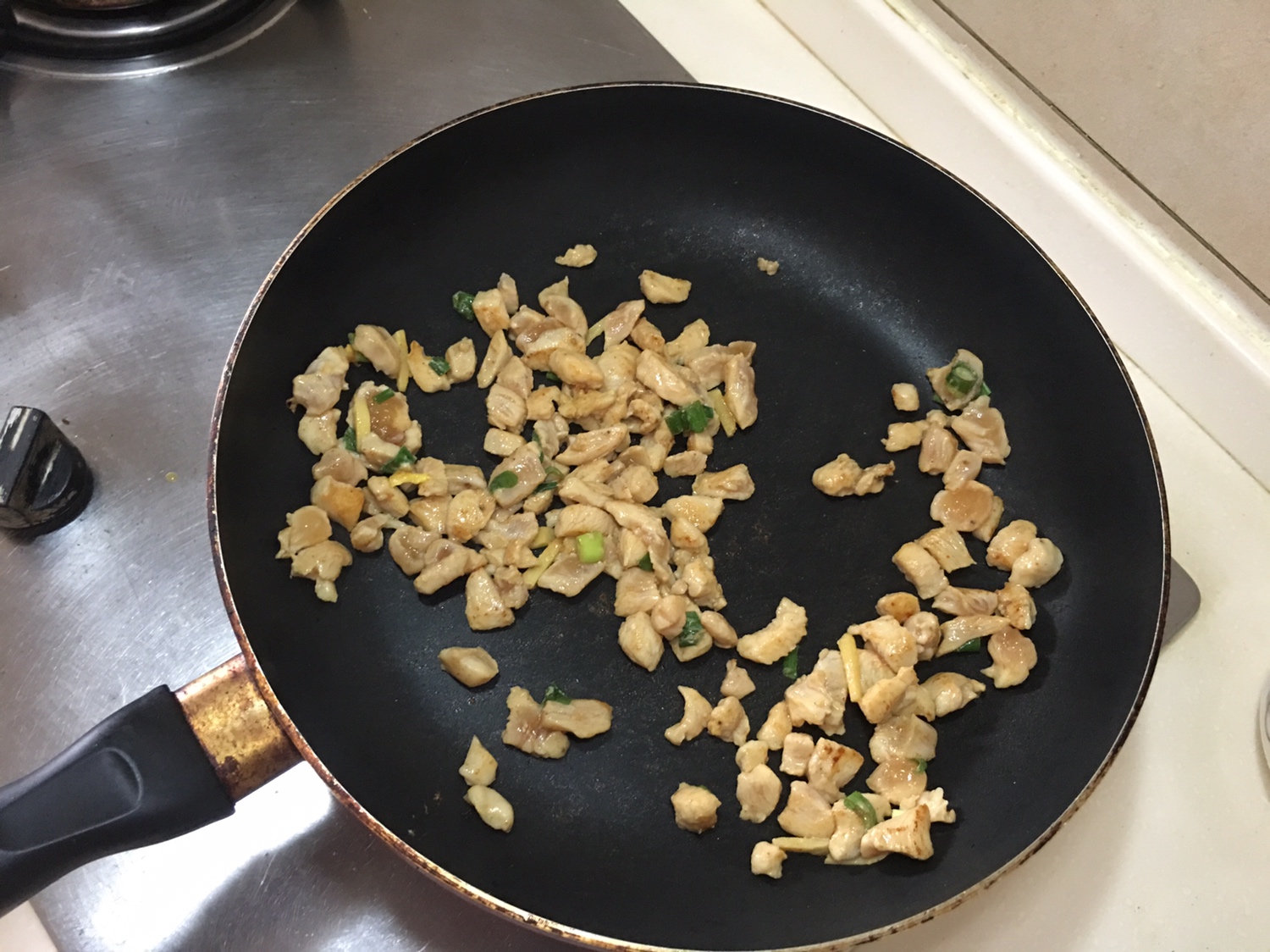 神仙减脂餐—欧阳娜娜同（gai liang）款花椰菜鸡胸肉炒糙米饭的做法 步骤8