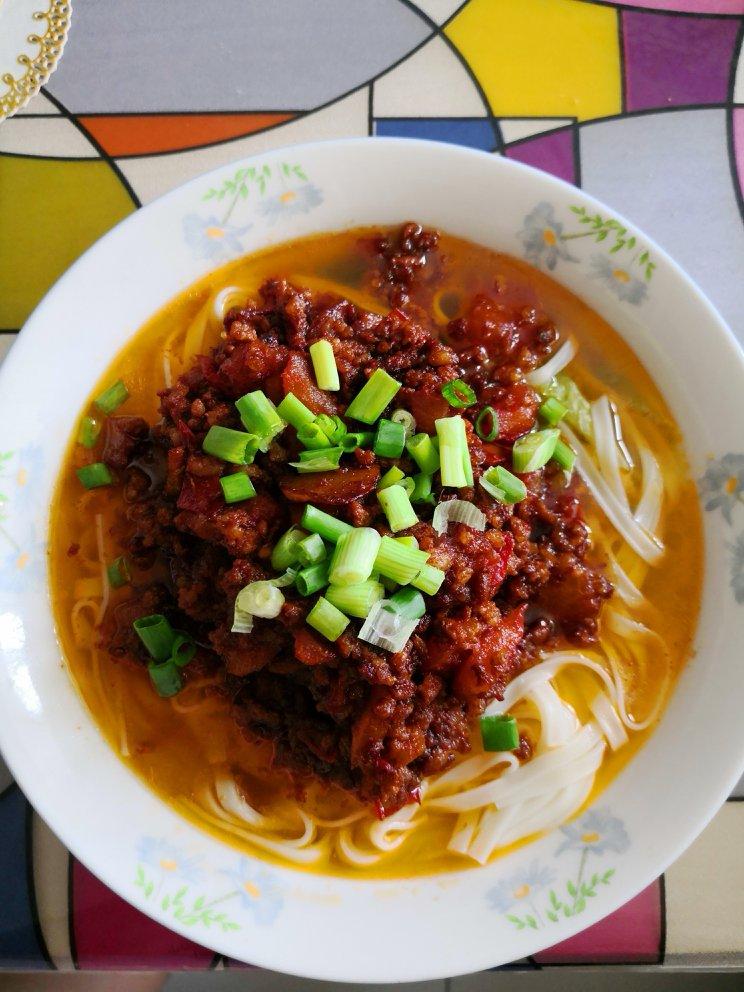 家常肉末面