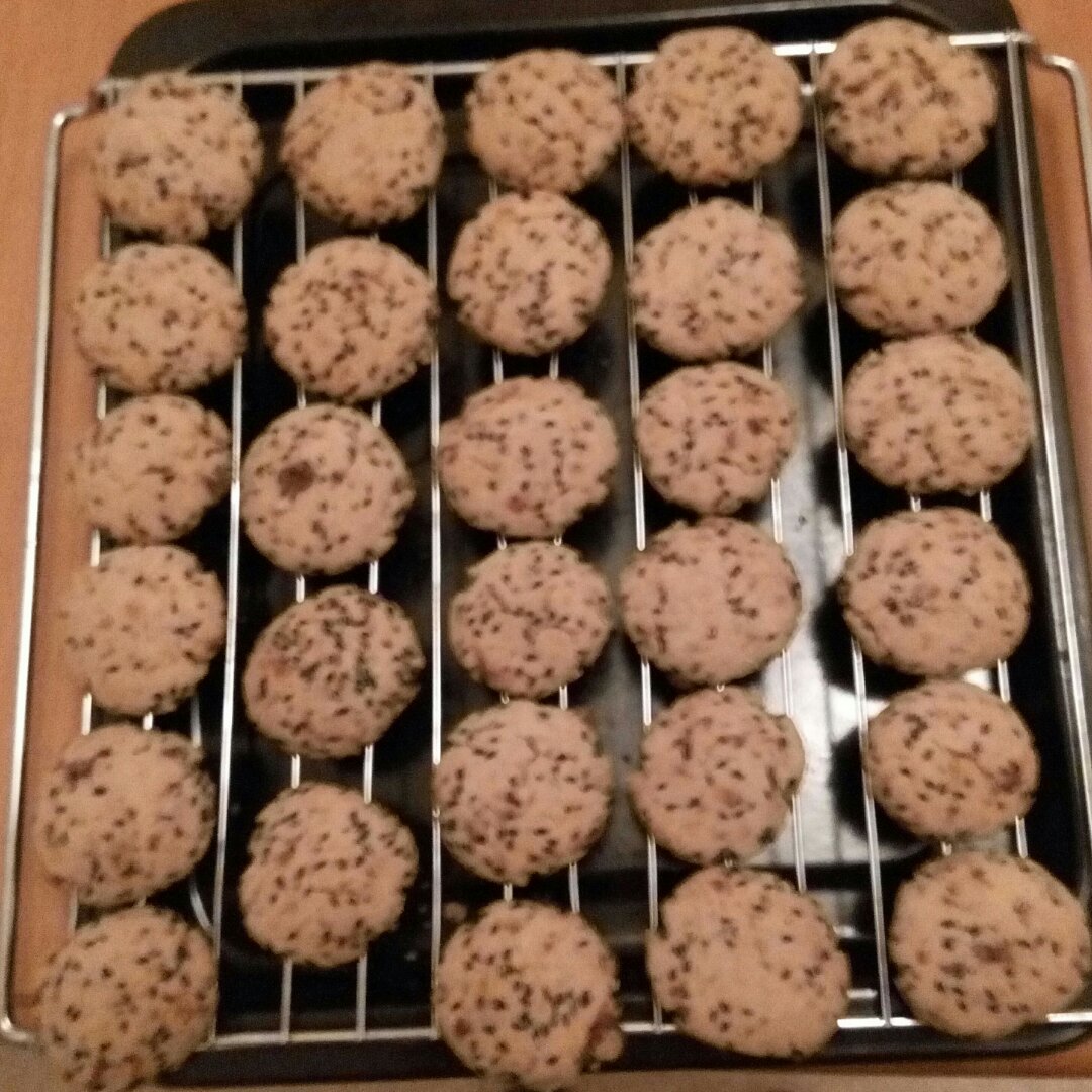 红糖黑芝麻饼干—酥脆无黄油快手版