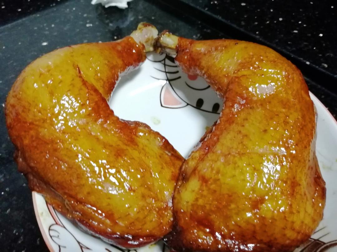 鲜嫩多汁～好吃到舔手指的蜜汁烤鸡腿