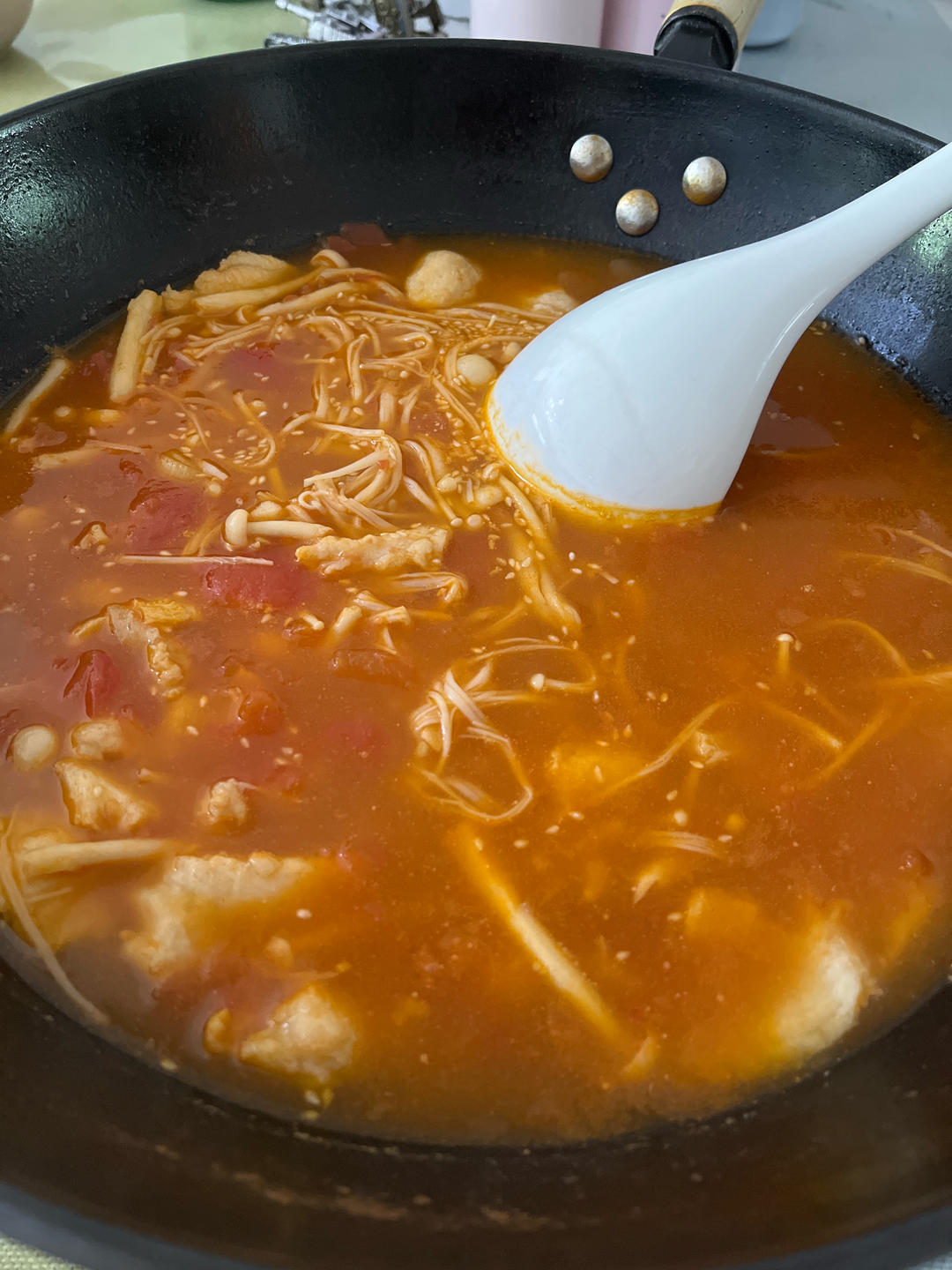 酸爽开胃，番茄巴沙鱼