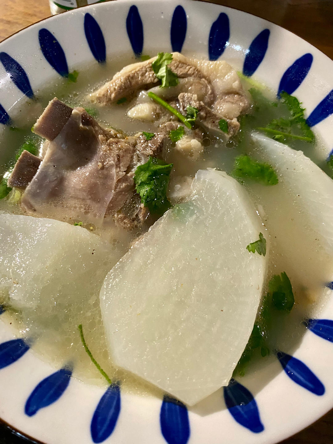 冬季暖锅，没有比萝卜炖羊肉更滋补的了