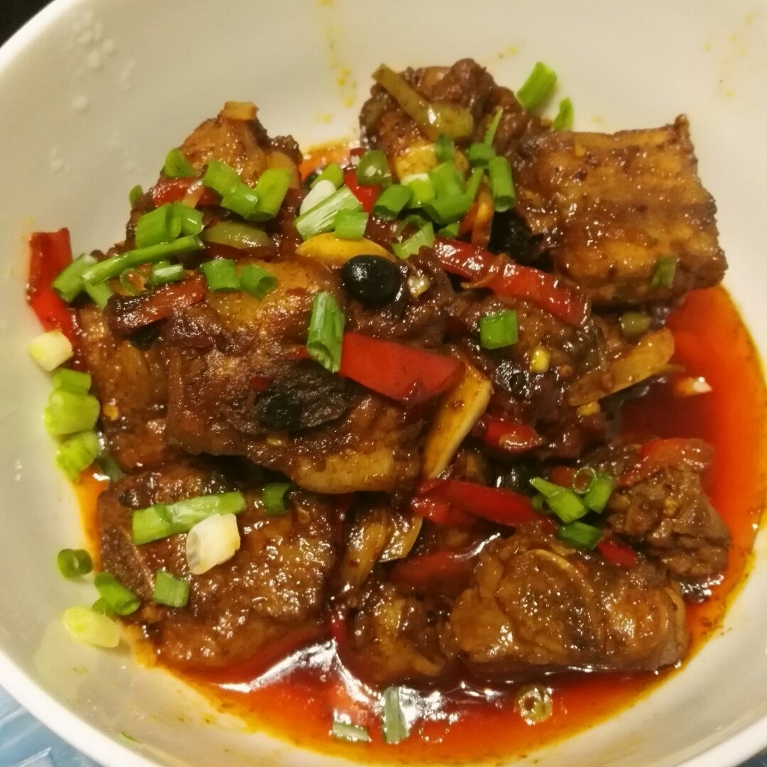 caicaiyinyin做的红烧排骨