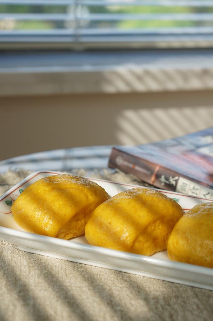 新手也可以--详解如何做出人见人爱、金黄的南瓜馒头