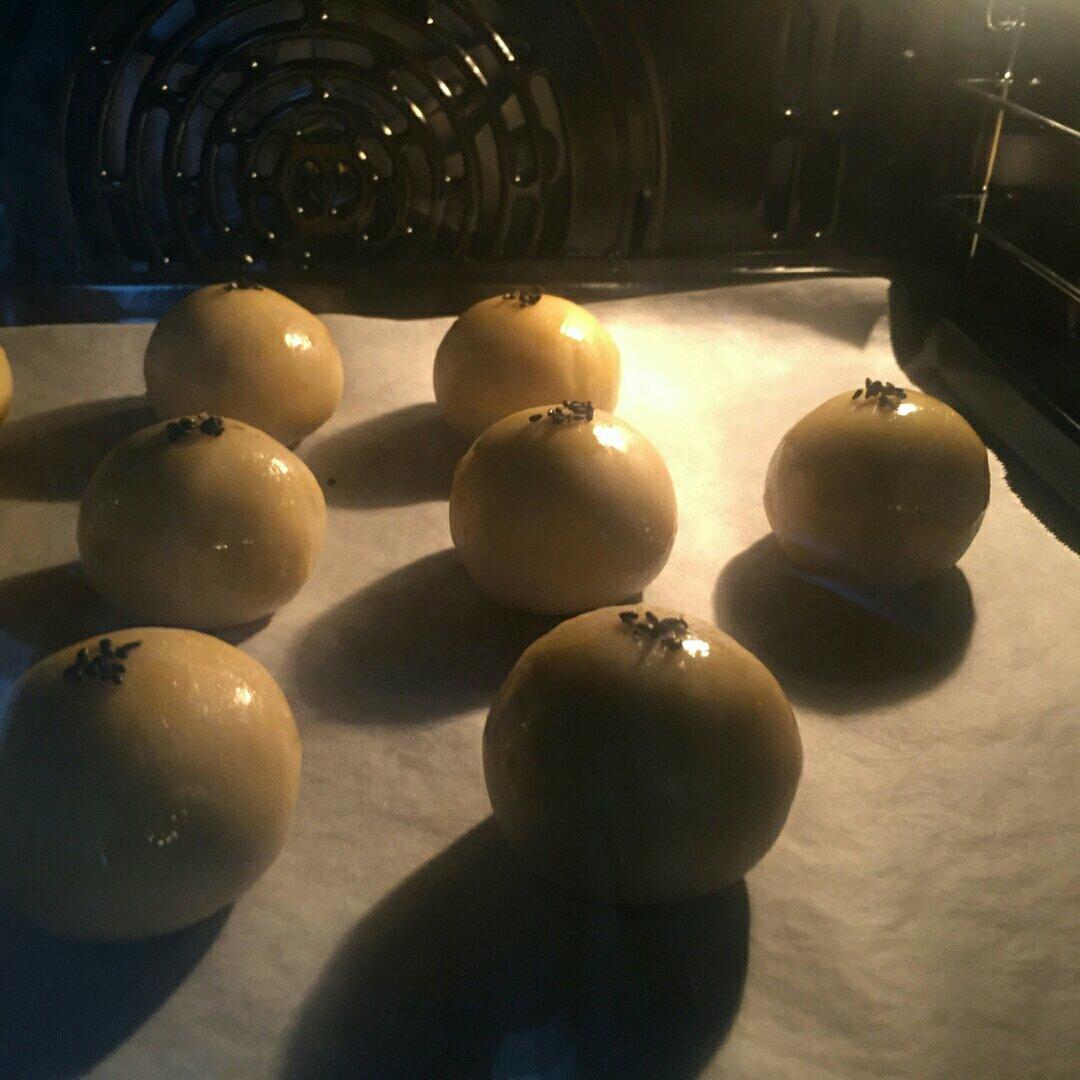 层层酥脆的完美蛋黄酥