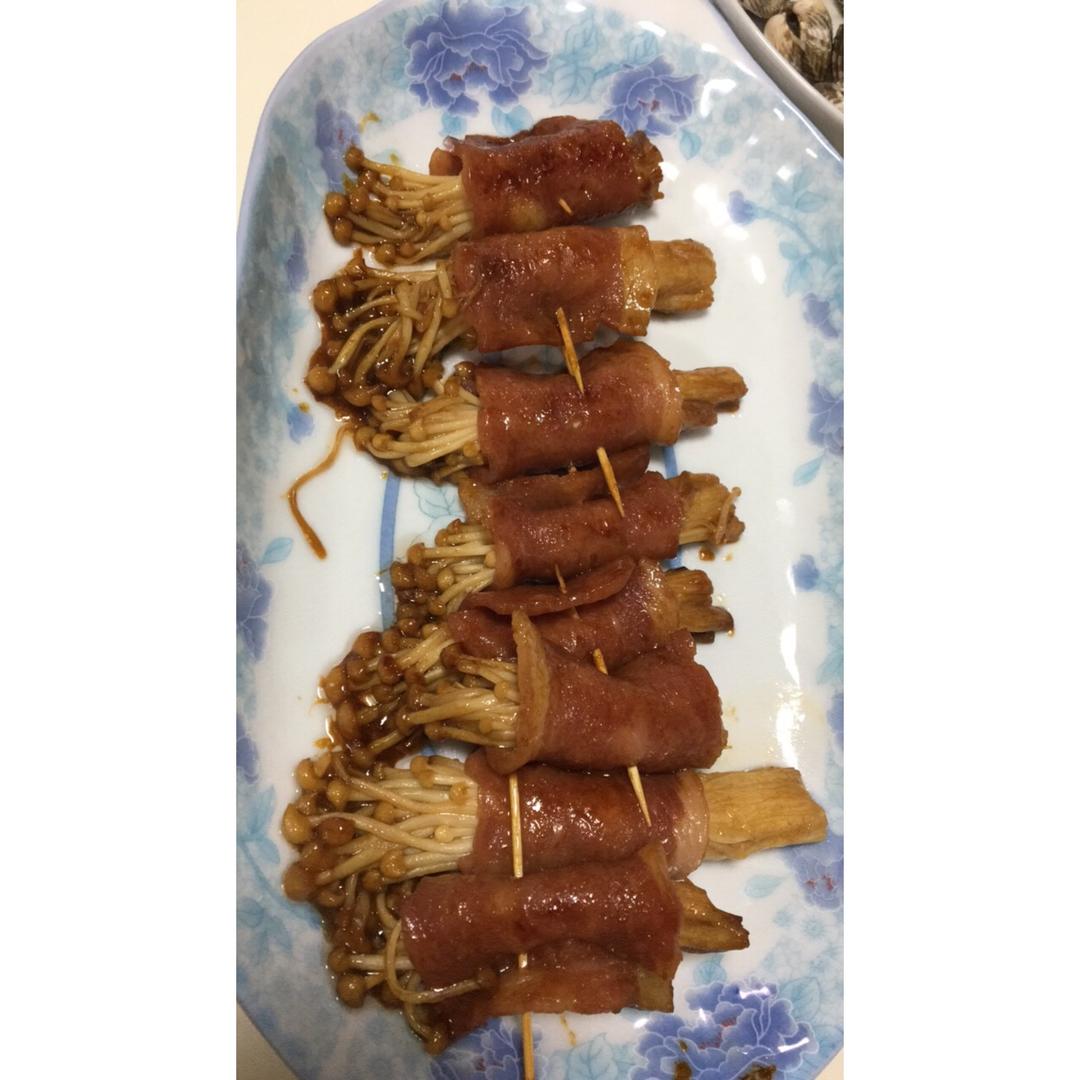 香煎培根金针菇卷