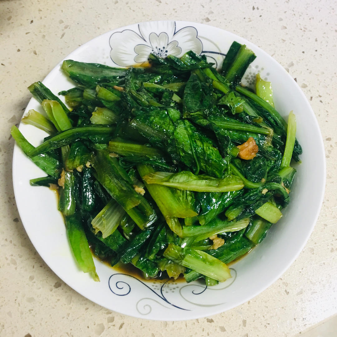 超级好吃的素炒油麦菜
