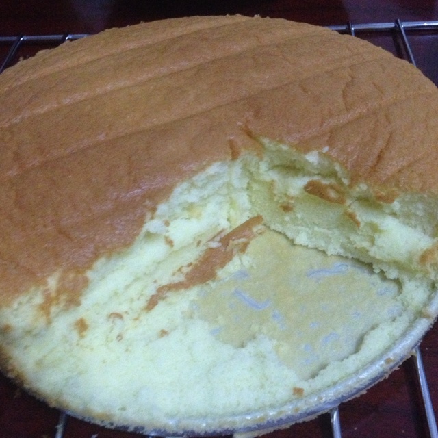 烤箱做蛋糕（戚风蛋糕的做法）