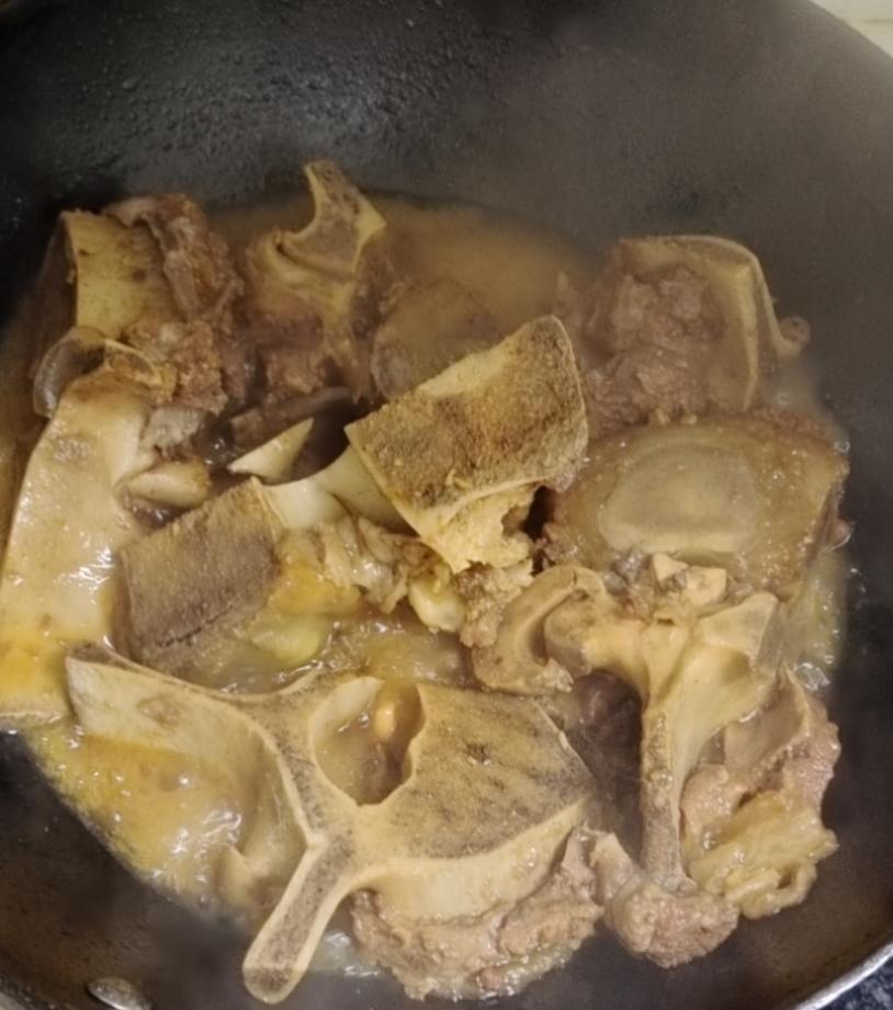 酱牛脊骨