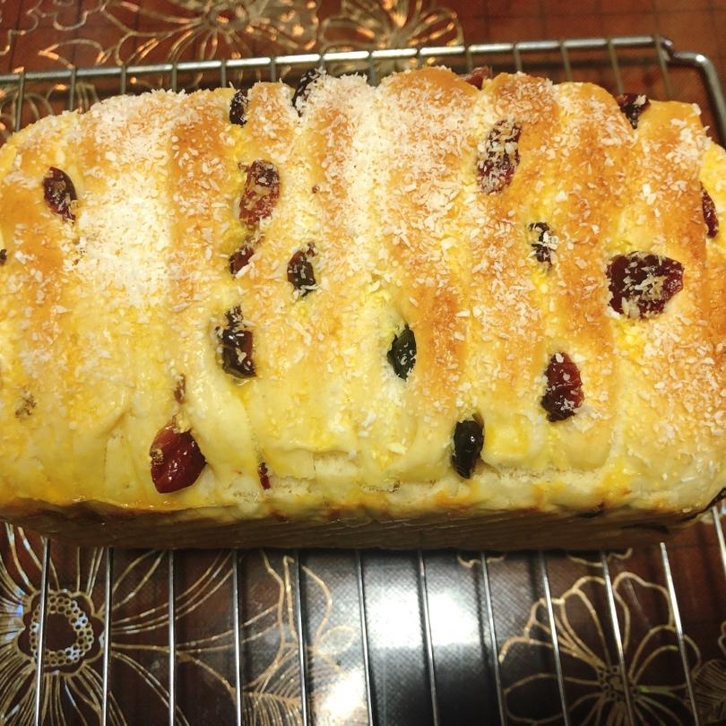 手撕蔓越莓炼乳吐司