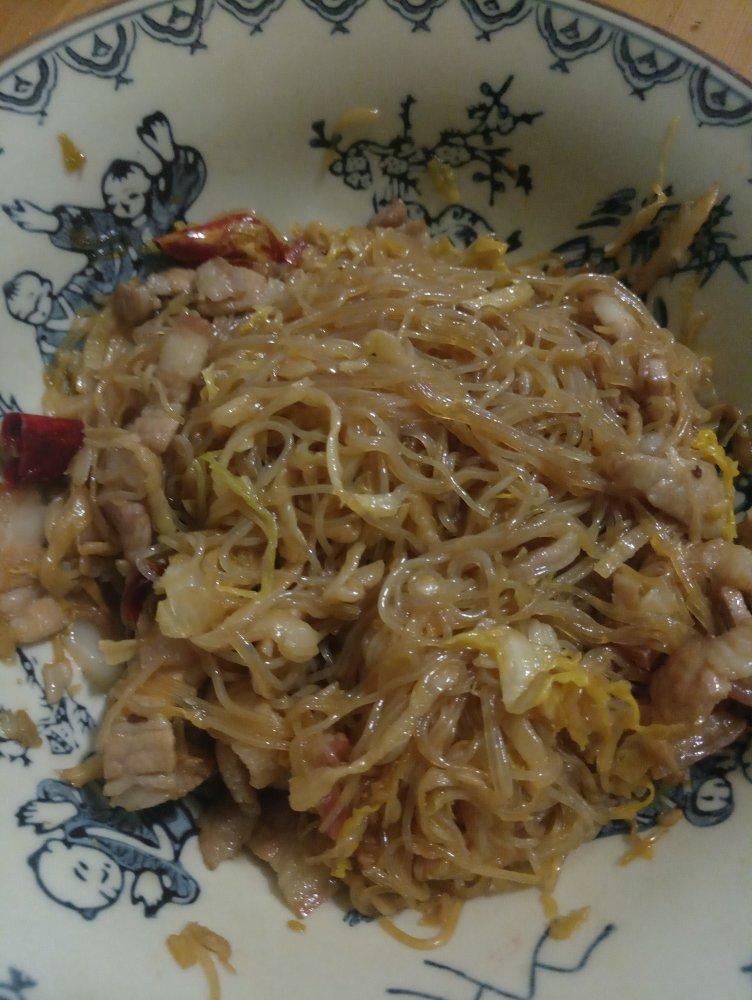 酸菜肉沫炒粉丝