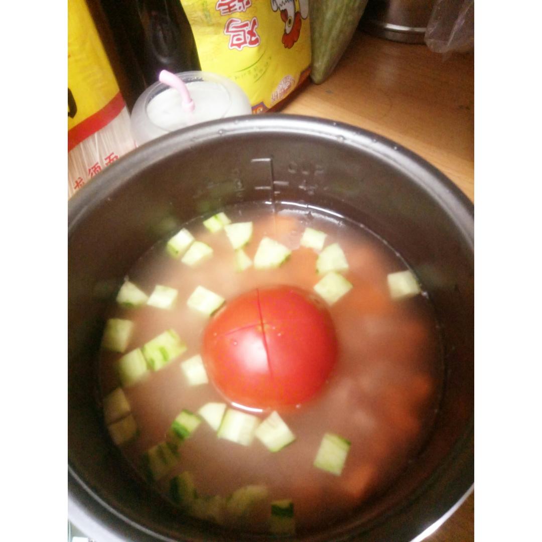 风靡美国华人网络的【电饭锅西红柿焖饭】