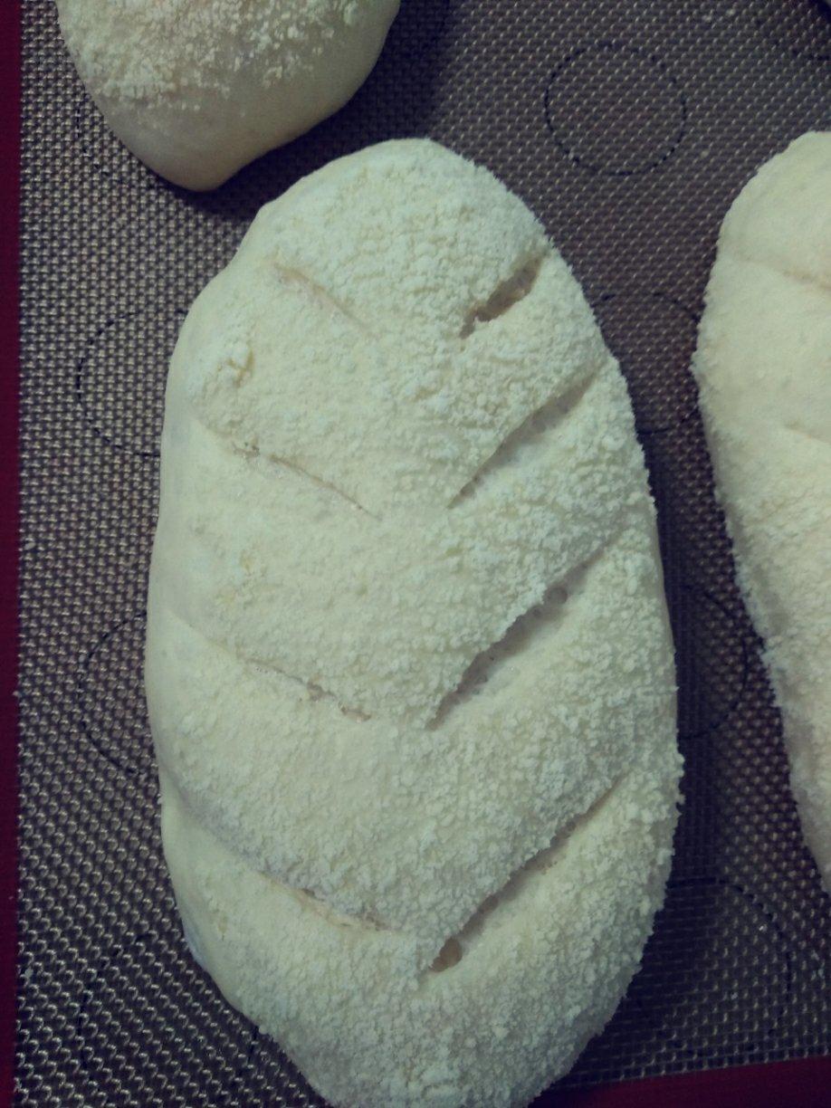 黄金熏鸡软欧包
