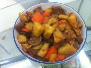 土豆烧牛肉