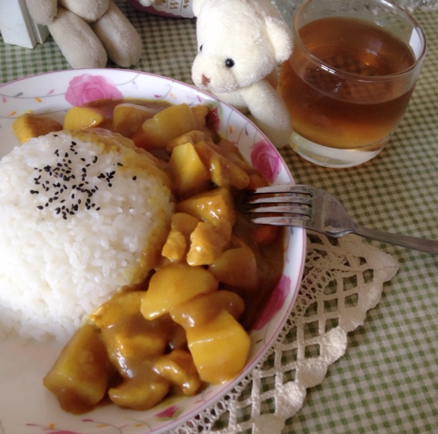 咖喱鸡块饭