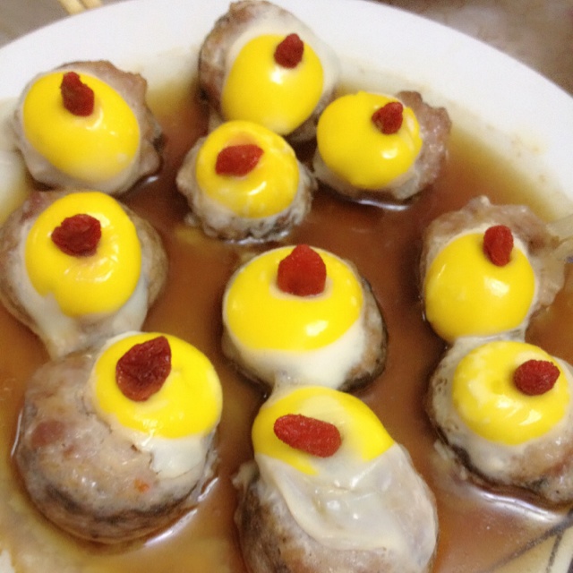 白玉镶金