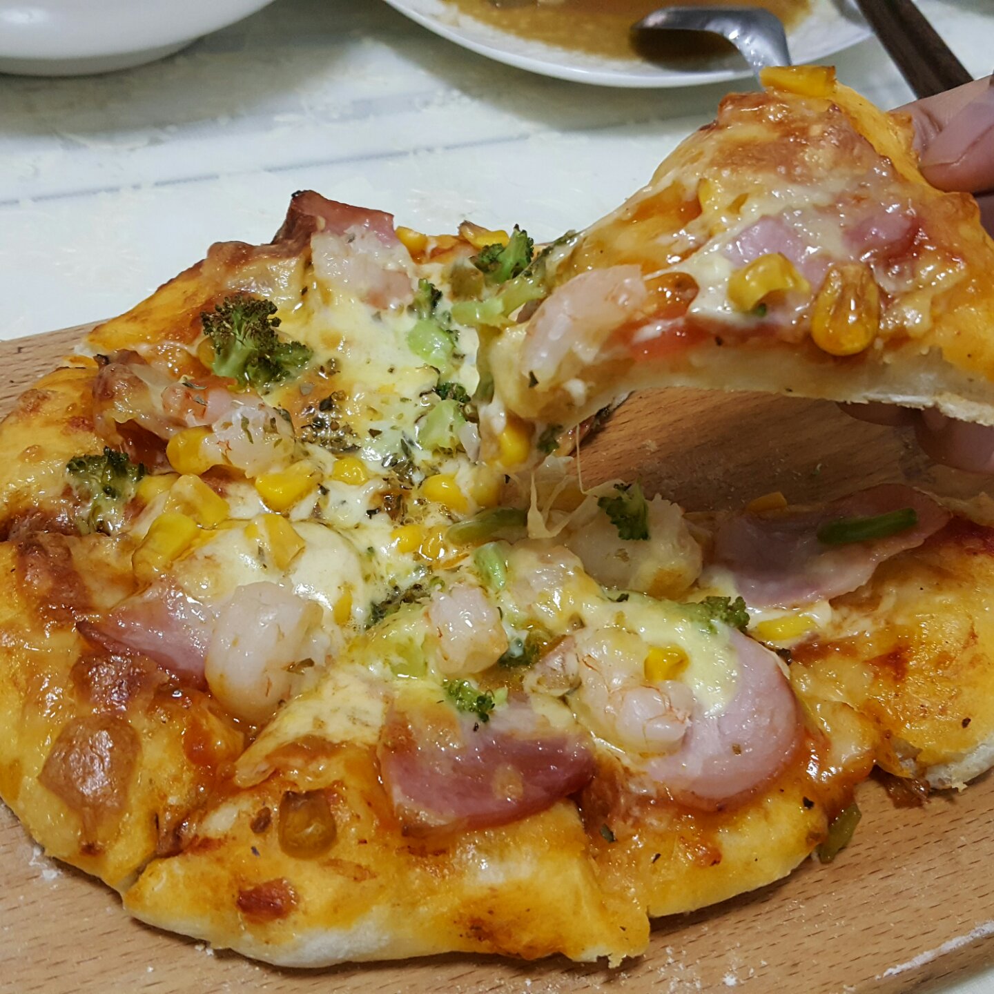 萨拉米薄底披萨 Salami Pizza