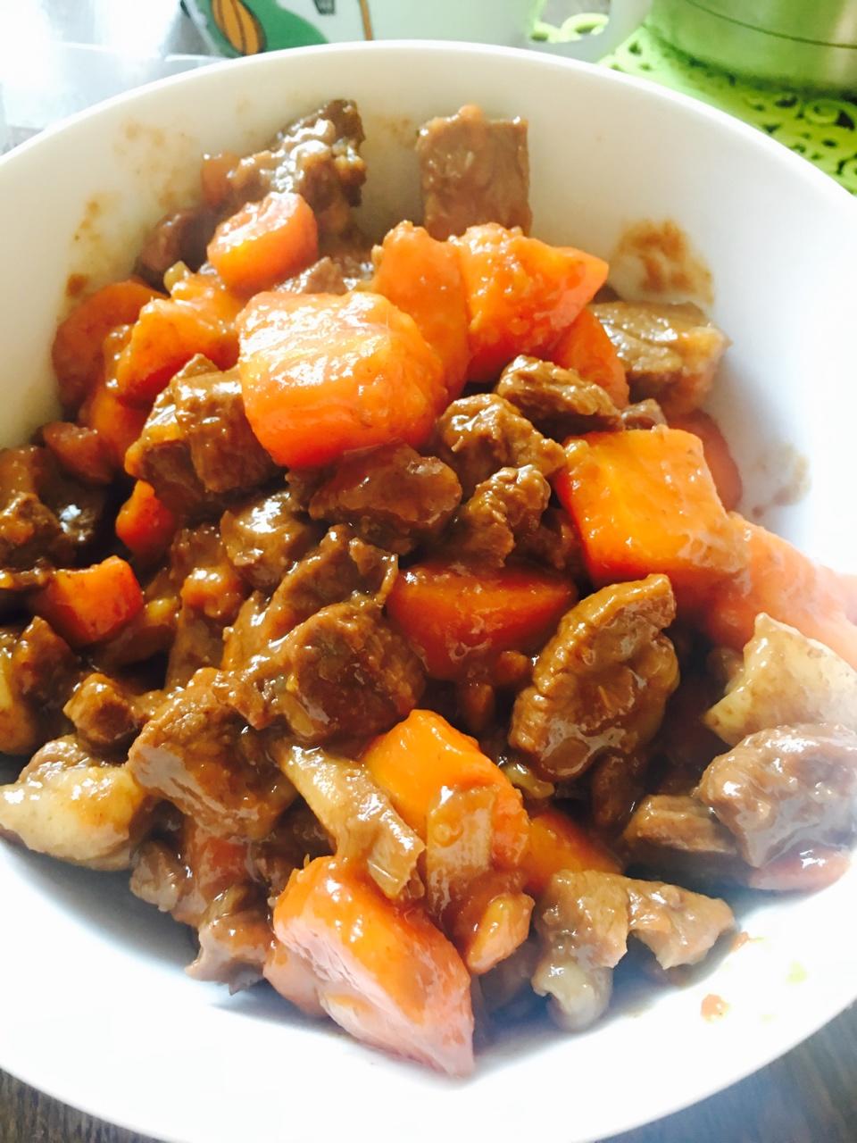 吃菜吃肉不爱米饭做的红焖羊肉炖胡萝卜